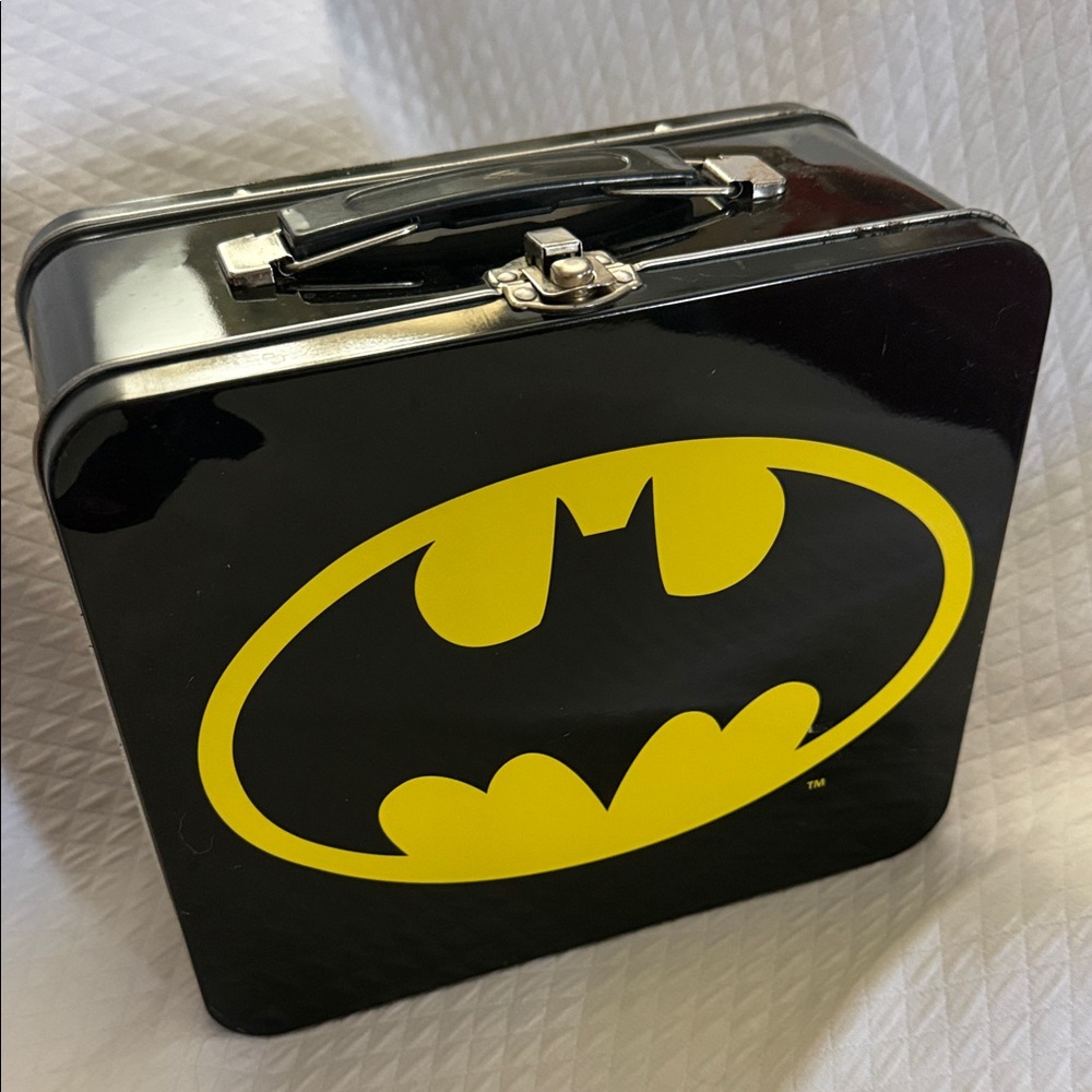DC Comics Batman Metal Tin Box (2011) - Classic Logo Stash/Lunch Box - SPR11